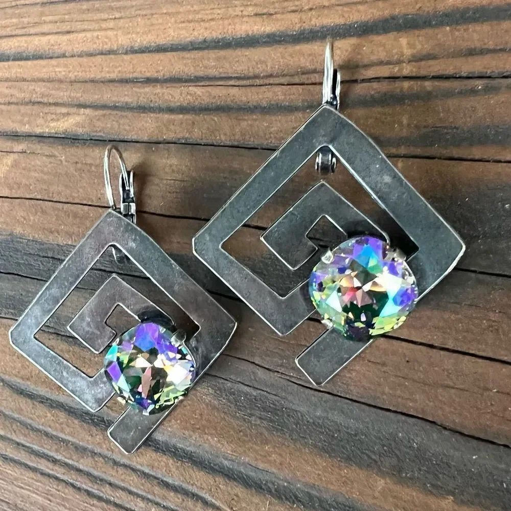 Handcrafted earrings with Swarovski crystal